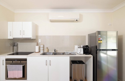 Acacia Ridge Apartment | 2 Bdr Apt! Aircon! Parking! GST Credits! ss12AS2