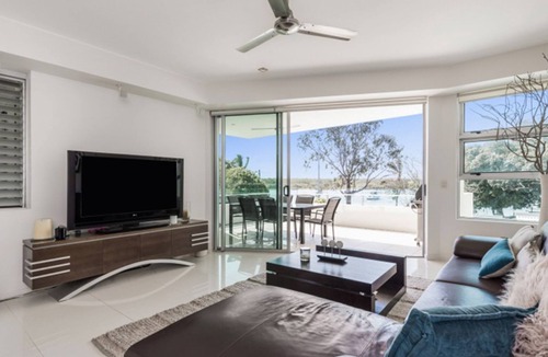 Noosaville Apartment | 2 bedroom 2 bathroom apartment