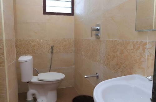 Perambur Purasavakam Apartment | 2 Bedroom Apartment in chennai/Air Conditioned/WIFI/Central/Downtown location