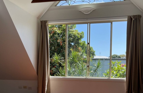 Suffolk Park Cottage | 2 Bedroom Beachside Cottage