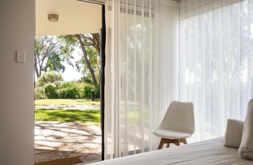 Broadwater Apartment | 2 CapeView Beachfront Geographe Bay