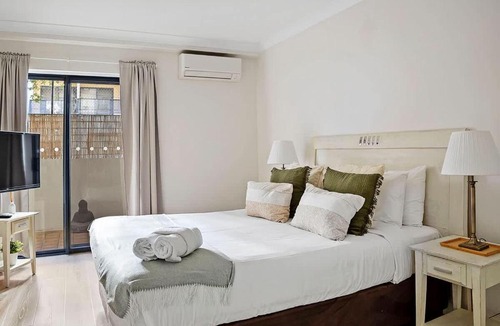 Perth Central Business District Apartment | 2 Spacious Resort 1BR Pool-Tennis-Gym & FREEParking