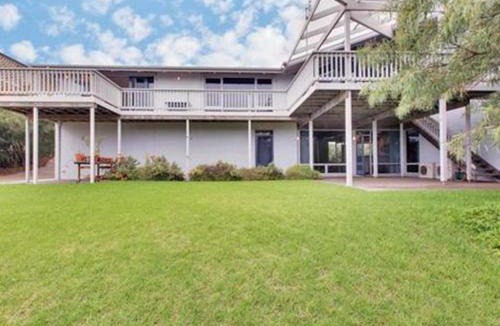 Carrickalinga House | 2 View Court