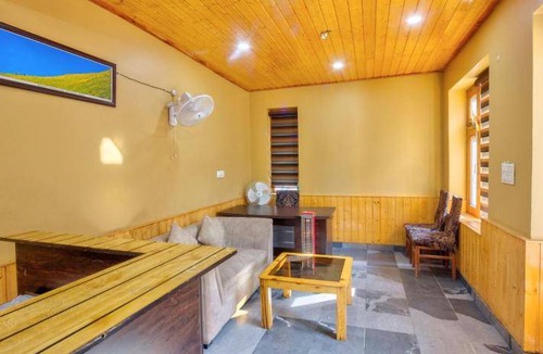 Ghiyagi Hotel | 200 m² Hotel ∙ 3 guests