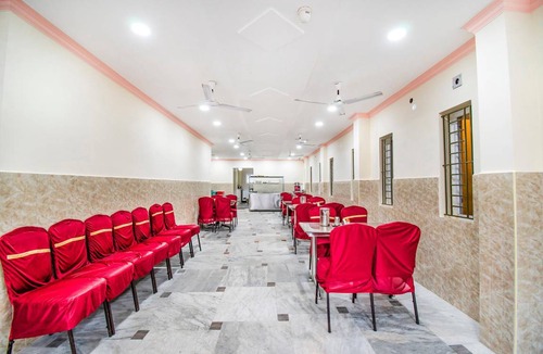 Kottakuppam Hotel | 200 m² Hotel ∙ 4 guests