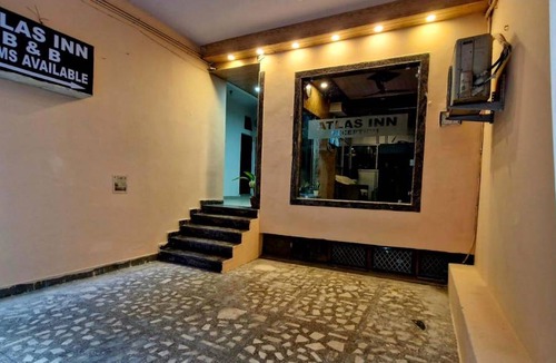 Mahipalpur House | 200 m² House ∙ 7 bedrooms ∙ 3 guests