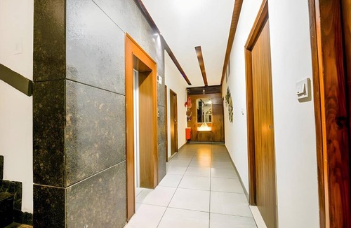 Pune Hotel | 200 m² Hotel ∙ 3 guests