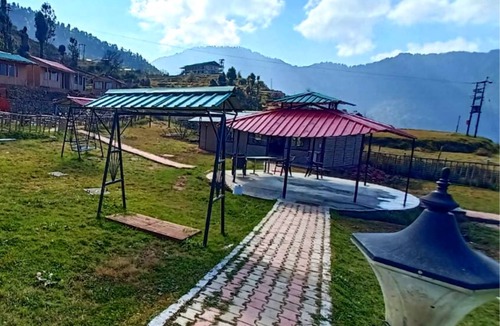 Tehri Resort | 21 m² Resort ∙ 2 guests