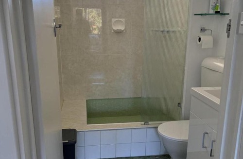 Subiaco Apartment | 22 Superb Subiaco Apt for Couplesparkng