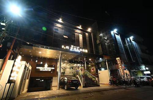 Charbagh Hotel | 220 m² Hotel ∙ 3 guests