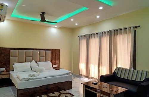 Kanthi Resort | 220 m² Resort ∙ 5 guests
