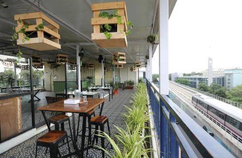 Phase 2 Hotel | 25 m² Hotel ∙ 3 guests