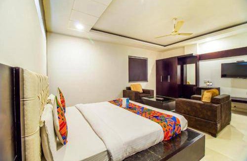 Shamshabad Hotel | 26 m² Hotel ∙ 2 guests