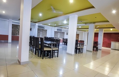 Shamshabad Hotel | 26 m² Hotel ∙ 2 guests