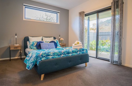 Bright Apartment | 27 On Mountbatten, Bright