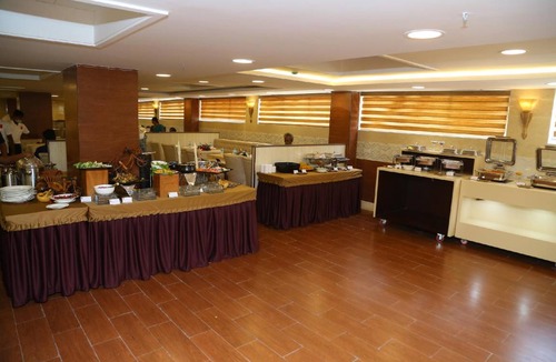 Thoraipakkam Hotel | 270 m² Hotel ∙ 4 guests