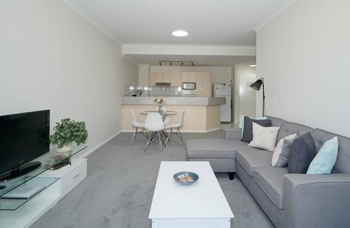 Northbridge Apartment | 28 Perth City Northbridge on a Budget