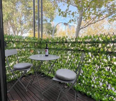 Northbridge Apartment | 2BDR 1BTH 1PRK - James Jem