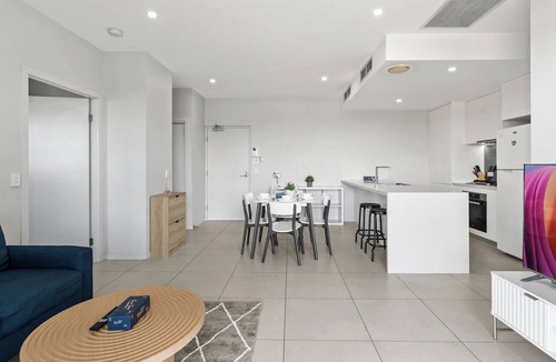 Macgregor Apartment | 2Bedroom Apartment Balcony Close to the City