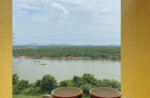 Kelambakkam Apartment | 2BHK Lake View Barcelona Theme Apartment - Chennai