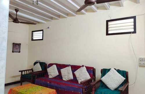 Pondicherry Beach Apartment | 2BHK Pondicherrian appartement in city center
