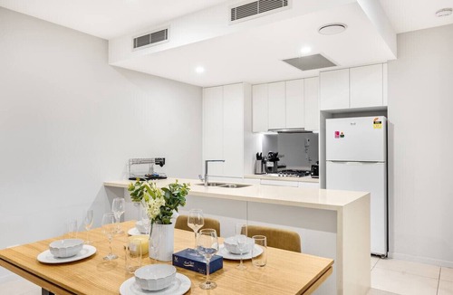 Macgregor Apartment | 2BR Apartment w/Balcony Easy Access All Hotspot