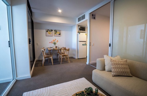 Adelaide Central Business District Apartment | 2BR Central Market Stay, Pool & Gym