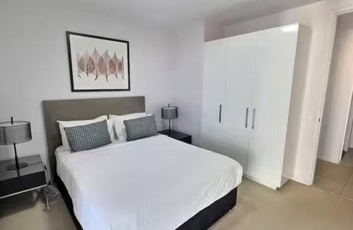 Belconnen Apartment | 2BR Contemporary Comfort in Belconnen