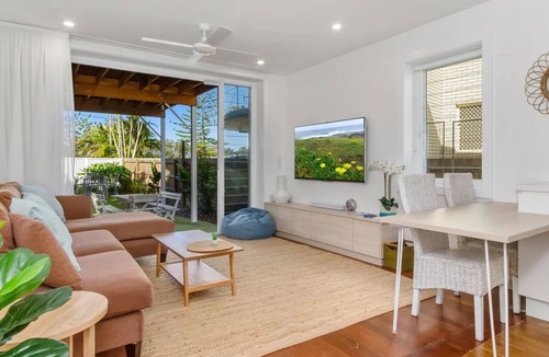 Kingscliff Apartment | 2br - Little Opulence Beach Villa on Marine