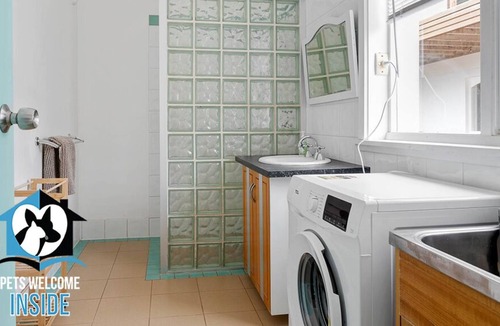 Middleton Cottage | 2BR Self-Contained Cottage Close to Middleton Beach(Cottage)