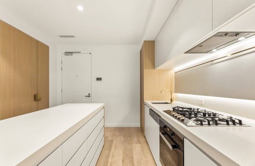 Box Hill Apartment | 2BR skyview BoxHill center