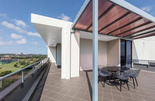 Waterloo Apartment | 3 Bedroom Park Suite at Waterloo Sydney