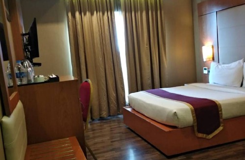 Thrissur Hotel | 30 m² Hotel ∙ 4 guests