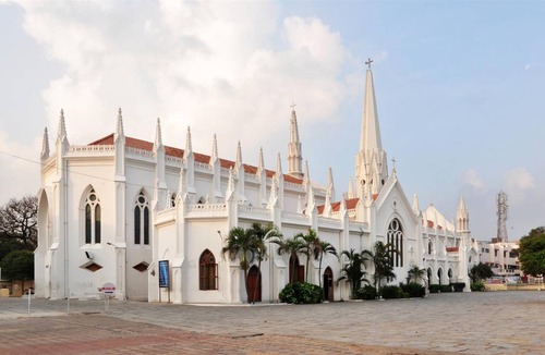 Royapettah Hotel | 300 m² Hotel ∙ 4 guests