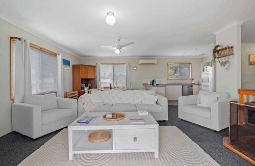 Binningup House | 300 Steps - Coastal Family Retreat