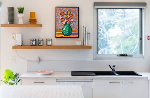 McCrae Apartment | 32 Arthurs ave · The Eagles Nest!