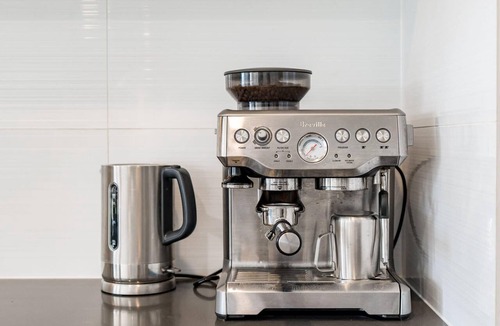 Nangkita House | 32 Blanche Pde Hindmarsh Island
