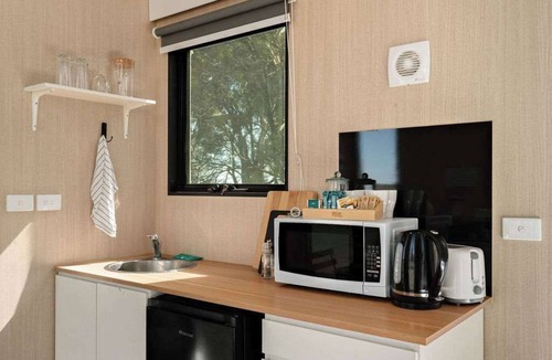 Congupna House | 320 Farm Stay by Tiny Away