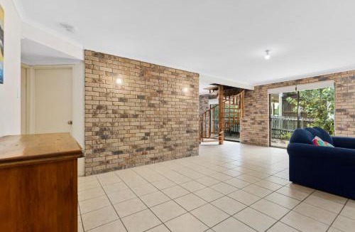 Rainbow Beach House | 33 Cooloola Drive Rainbow Beach