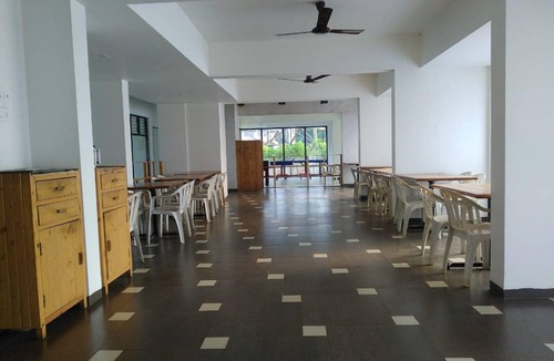 Lonavala Hotel | 33 m² Hotel ∙ 5 guests