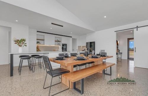 Moama House | 37 Sand Piper