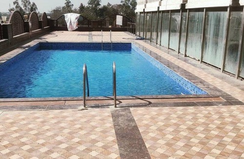 Sonepat Hotel | 370 m² Hotel ∙ 4 guests