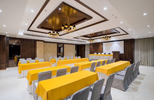 Erode Hotel | 39 m² Hotel ∙ 2 guests
