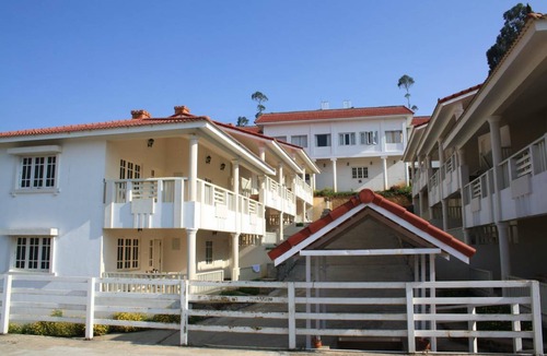 Fern Hill Resort | 40 m² Resort ∙ 16 guests