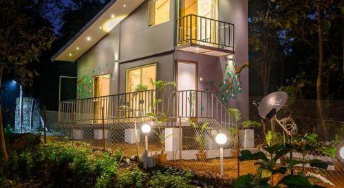 Murbad House | 45 m² Farmhouse ∙ 6 guests