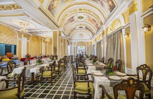 Vadapalani Hotel | 47 m² Hotel ∙ 127 guests