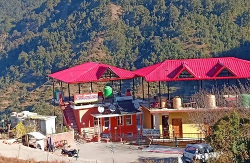 Tehri Bed & Breakfast | 48 m² Bed and breakfast ∙ 2 bedrooms ∙ 4 guests
