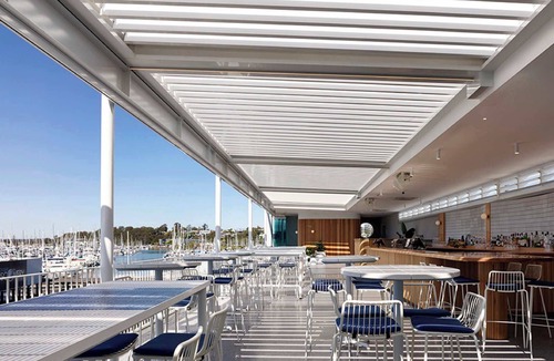 Manly House | 4BDR Queenslander with Pool Near Manly Esplanade