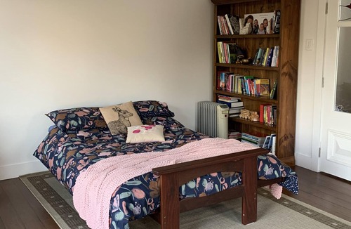 Upper Wakefield House | 4br house with pool in quiet spot (sleeps 10)