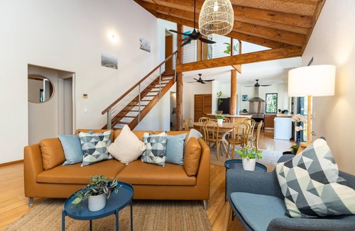 Cable Beach House | 5 Bedroom with Sweeping Veranda & Private Pool